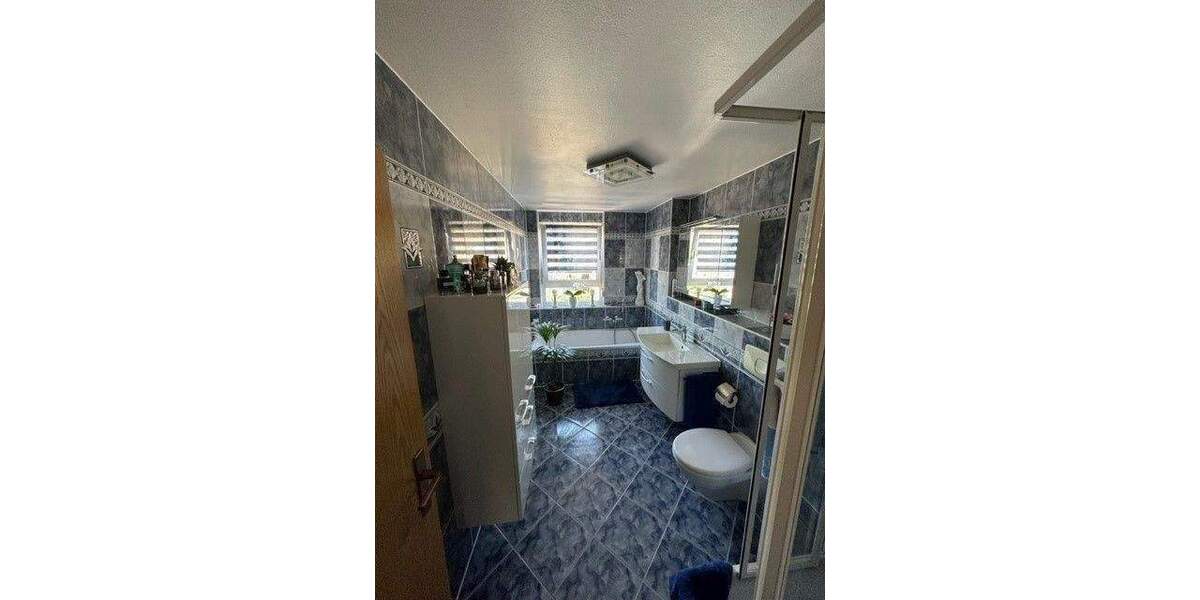 Reihenmittelhaus Teuchern - 5 Zimmer, 145 m&sup2;, 180.000&euro; | Angebot:25771898