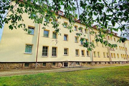 Wohnung Ronneburg - 2 Zimmer, 51 m&sup2;, 274&euro; | Angebot:26535269