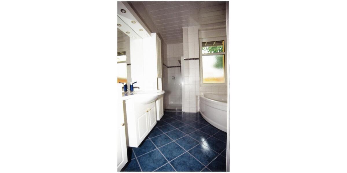 Etagenwohnung Gera Debschwitz - 3 Zimmer, 94 m&sup2;, 780&euro; | Angebot:23296916