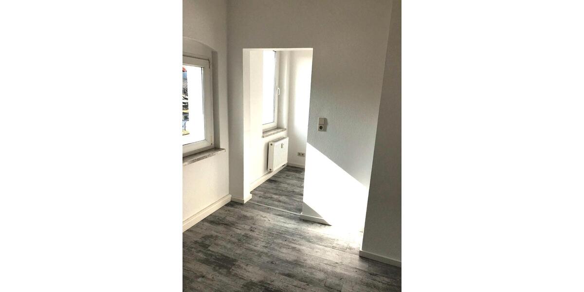 Dachgeschoßwohnung Gera Alt-Taubenpreskeln - 4 Zimmer, 80 m&sup2;, 450&euro; | Angebot:26531226