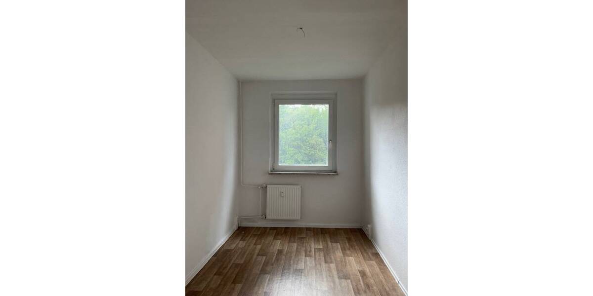 Etagenwohnung Gera Lusan - 3 Zimmer, 68 m&sup2;, 330&euro; | Angebot:25738190