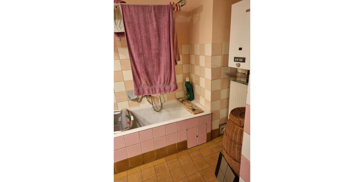 Haus im Bungalowstil mit großem Grundstück zu verkaufen 4 zimmer