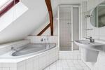 Schöne 3 Raum-Dachgeschoss Whg. mit Eckbadewanne - Dachgeschoßwohnung Gera Ostviertel | Angebot:26335591