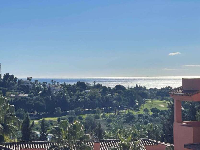 Wohnung zum Kaufen in Benahavís 335.000 € 77 m²