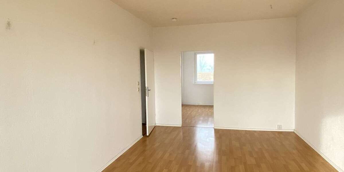 Etagenwohnung Altenburg - 3 Zimmer, 60 m&sup2;, 300&euro; | Angebot:26594745
