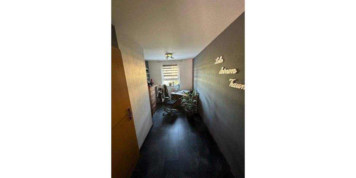 Reihenmittelhaus Teuchern - 5 Zimmer, 145 m&sup2;, 180.000&euro; | Angebot:25771898