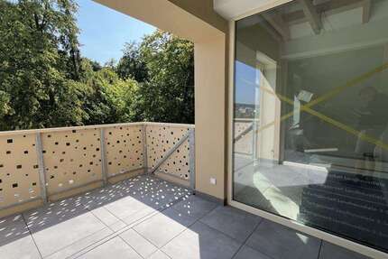 Wohnung zum Mieten in Gera 2.700 € 185.62 m² 5 zimmer