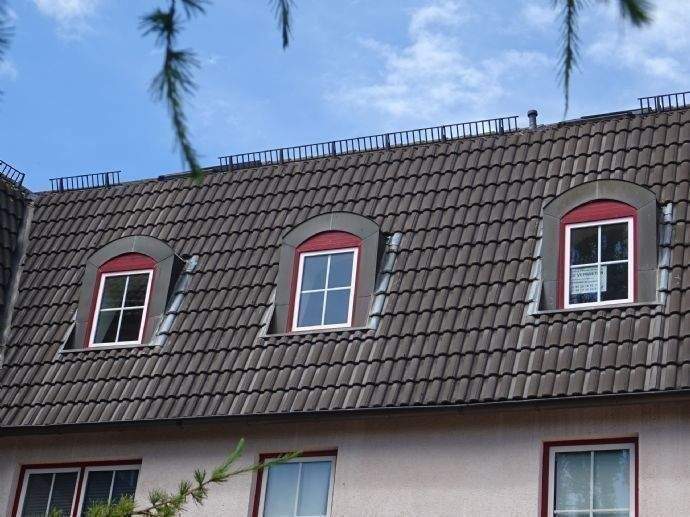 Vermietete, gemütliche 2-Zimmer-Eigentumswohnung mit Carportplatz in Hohenleuben zu verkaufen 2 zimmer