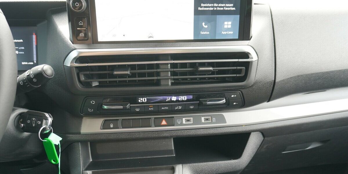 Fiat Ulysse Icon M 180 AT8 8-Sitzer / 10-Zoll Navi 15.712 km 36.771 &euro; Münchenbernsdorf 07589