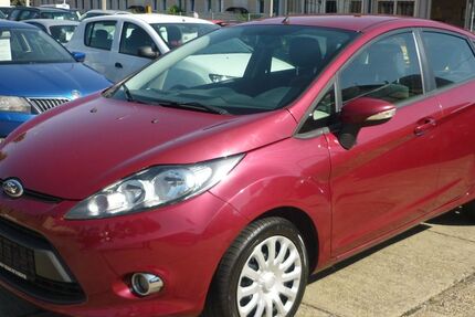 Ford Fiesta 111.000 km 3.900 &euro; Gera 07548