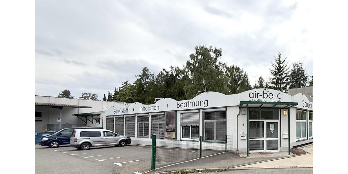 737 m² Büro, Praxis und Lagerhalle sowie zahlreiche Stellplätze in zentraler Lage von Gera zur Miete zimmer