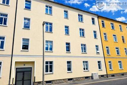 *** MÖBLIERTE Wohnung | Hochparterre | Balkon *** 3 zimmer