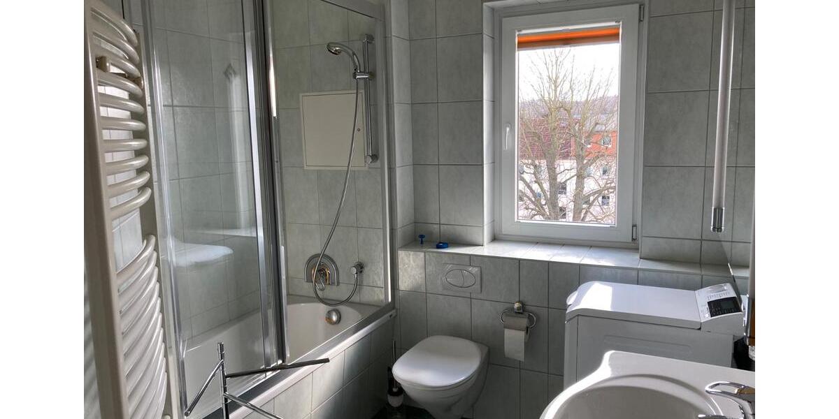 Etagenwohnung Weida - 4 Zimmer, 83 m&sup2;, 88.500&euro; | Angebot:26942154