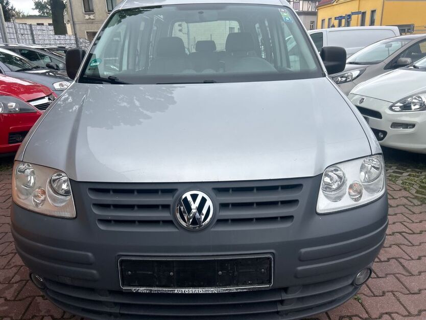 VW Caddy 239.000 km 2.900 € zwickau 08064