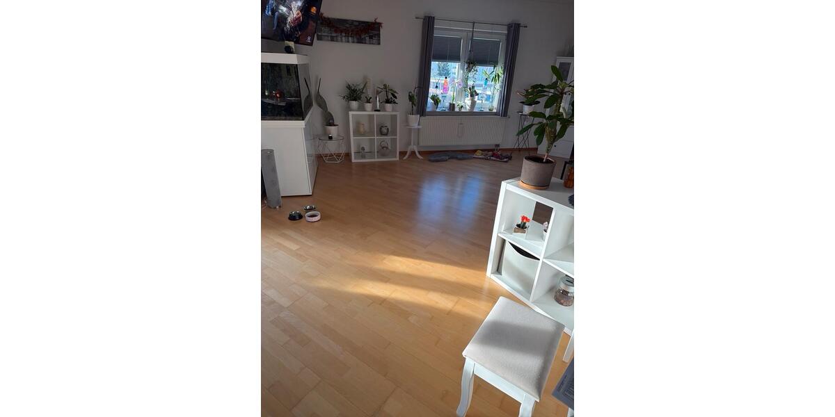 Dachgeschoßwohnung Gera Debschwitz - 2 Zimmer, 80 m&sup2;, 810&euro; | Angebot:24977464