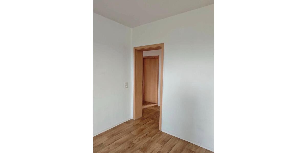 Erdgeschoßwohnung Elsteraue - 5 Zimmer, 106 m&sup2;, 700&euro; | Angebot:26091024