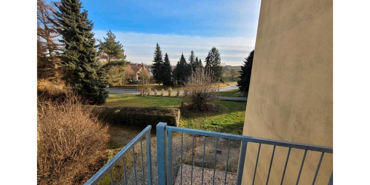 Etagenwohnung Crimmitschau - 2 Zimmer, 50 m&sup2;, 440&euro; | Angebot:25305399