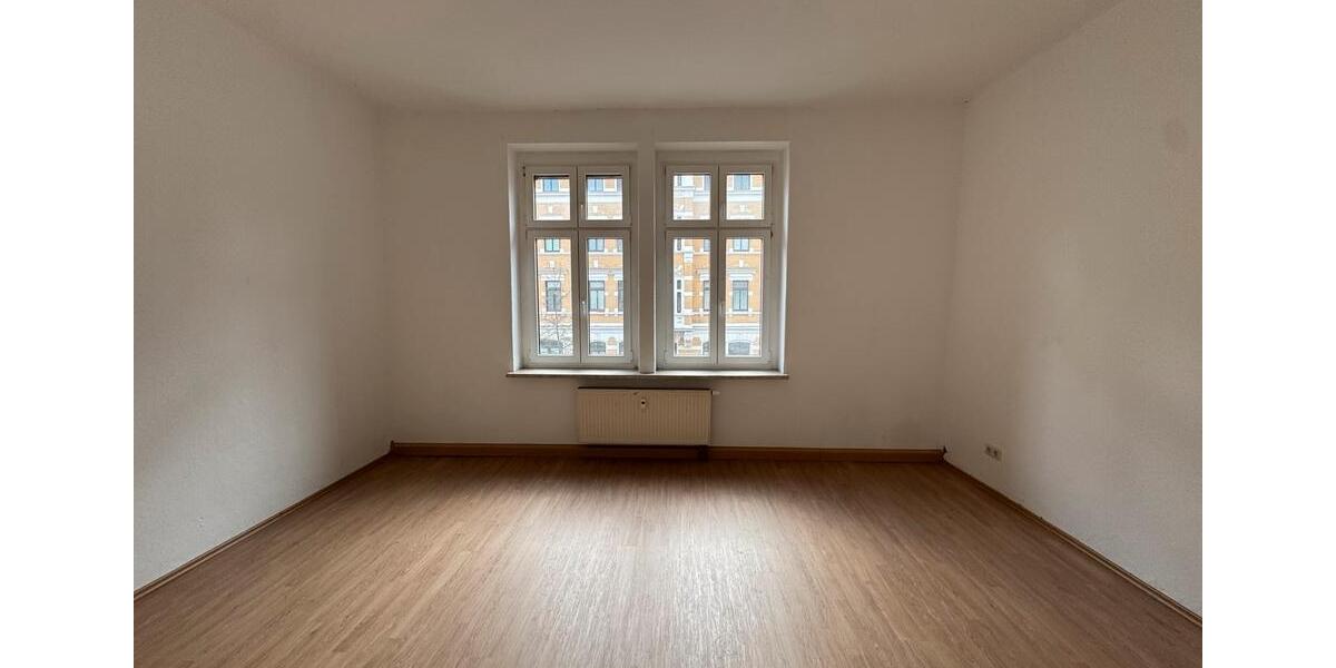 Etagenwohnung Greiz - 3 Zimmer, 84 m&sup2;, 420&euro; | Angebot:25179294