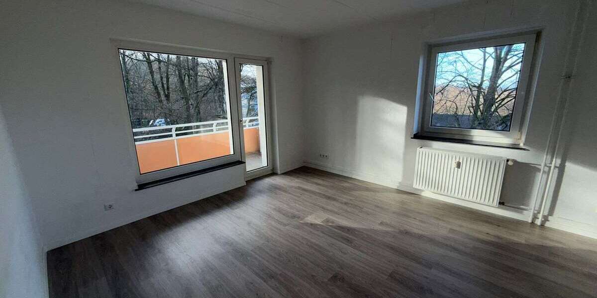 Etagenwohnung Crimmitschau - 2 Zimmer, 52 m&sup2;, 270&euro; | Angebot:26781683