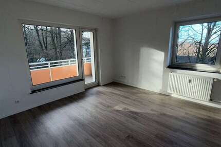 Wohnung Crimmitschau - 2 Zimmer, 52 m&sup2;, 270&euro; | Angebot:26781683