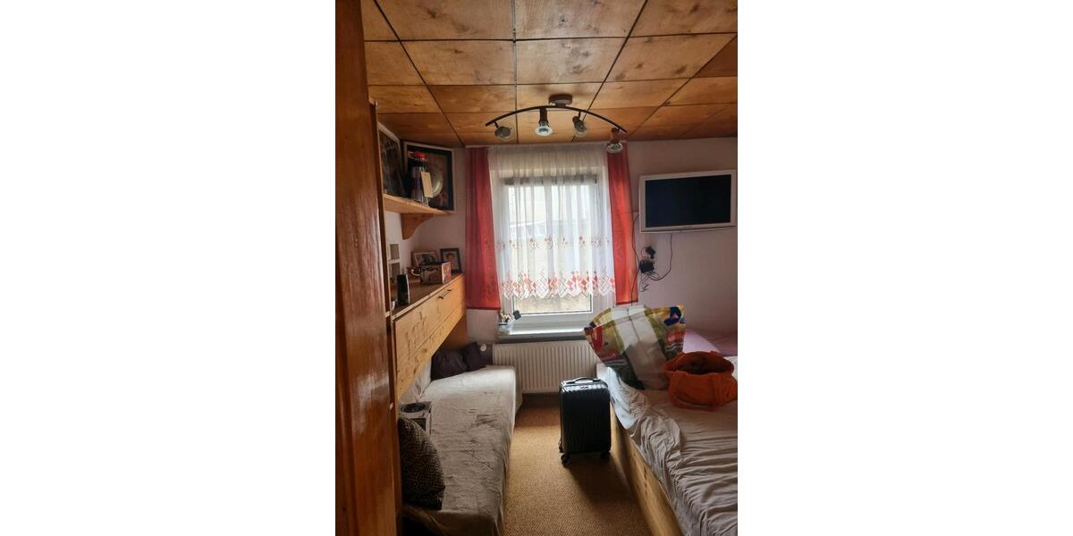 Haus im Bungalowstil mit großem Grundstück zu verkaufen 4 zimmer