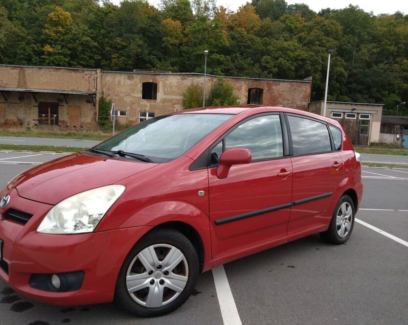 Toyota Corolla Verso 185.560 km 3.999 € Crimmitschau 08451