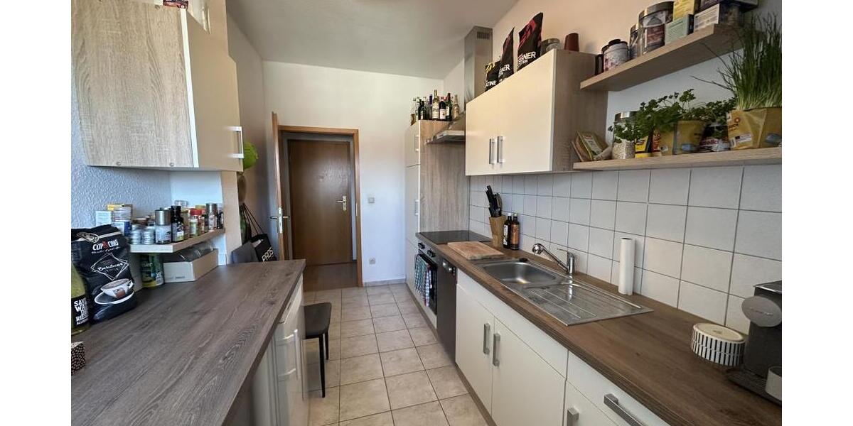 2 Raum DG-Wohnung - Bad mit Fenster, Wanne und Dusche - Dachgeschoßwohnung Gera Alt-Bieblach | Angebot:26233629