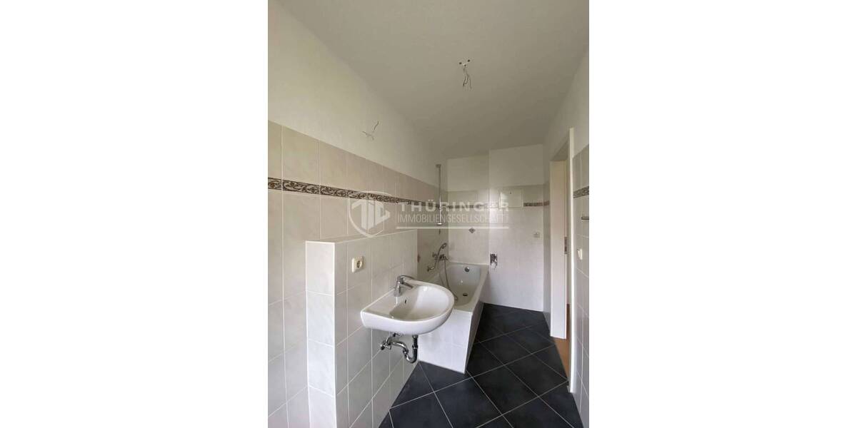 Etagenwohnung Gera Innenstadt - 2 Zimmer, 55 m&sup2;, 79.950&euro; | Angebot:26080142