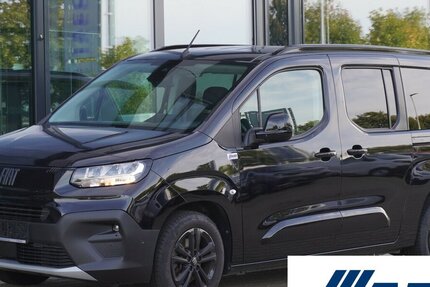 Fiat Doblo Maxi Kombi 130 AT / AHK + 10-Zol- Navi 19.217 km 27.132 &euro; Münchenbernsdorf 07589