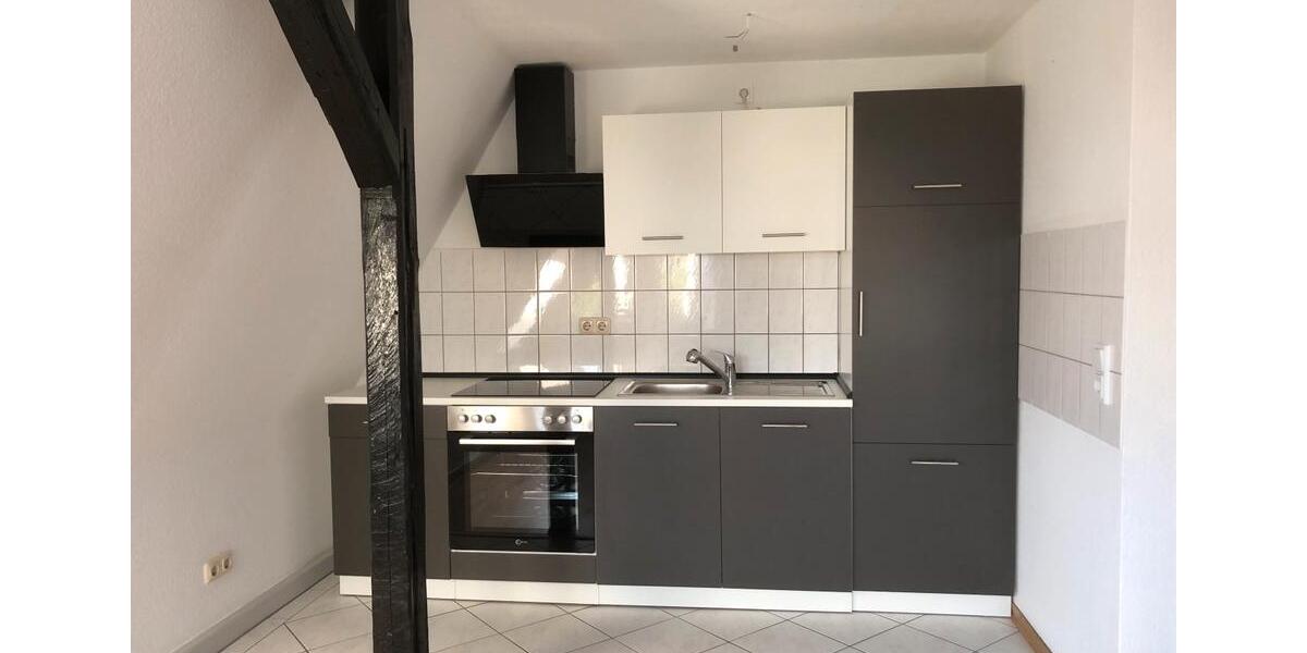 Dachgeschoßwohnung Gera - 1.5 Zimmer, 30 m&sup2;, 270&euro; | Angebot:26634660