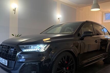 Audi Q7 57.100 km 52.800 € Gera 07552