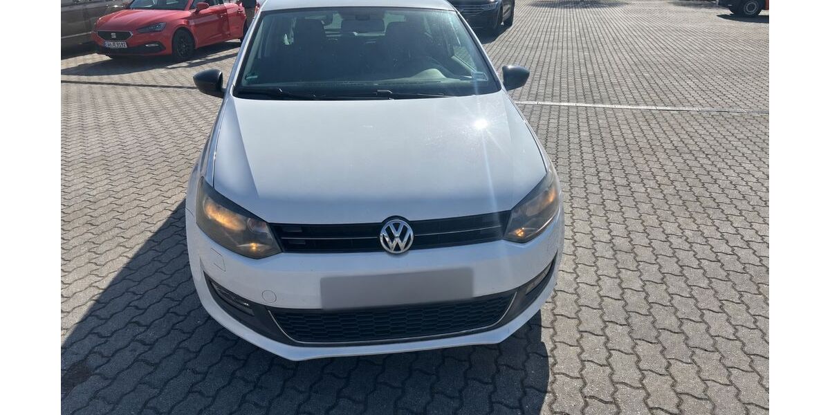 VW Polo 147.300 km 3.299 &euro; Bad Klosterlausnitz 07639