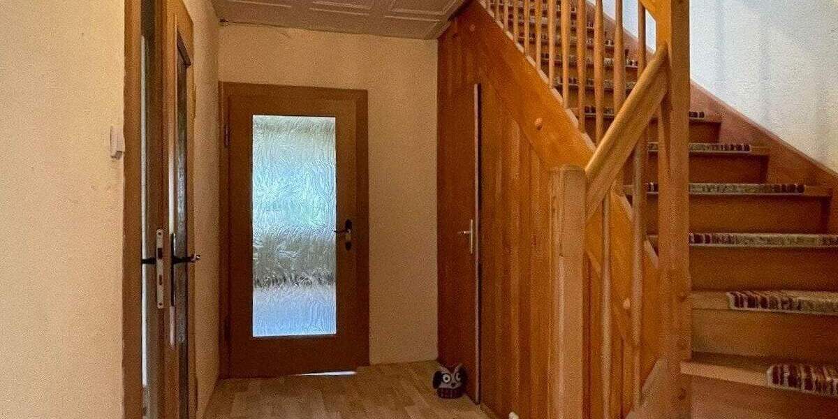 Doppelhaushälfte Droyßig - 4 Zimmer, 100 m&sup2;, 125.000&euro; | Angebot:25689985