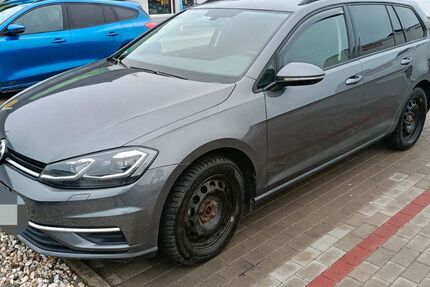 VW Golf 92.000 km 13.900 &euro; Eisenberg 07607