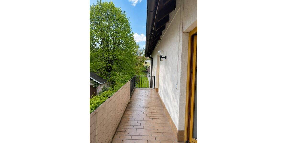 Etagenwohnung Triptis - 2 Zimmer, 75 m&sup2;, 490&euro; | Angebot:26859156