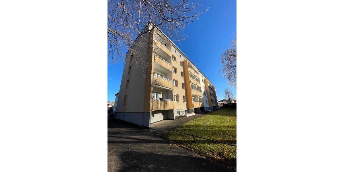 Gepflegte 3-Zimmer Etagenwohnung + Garage in Gera-Debschwitz 3 zimmer