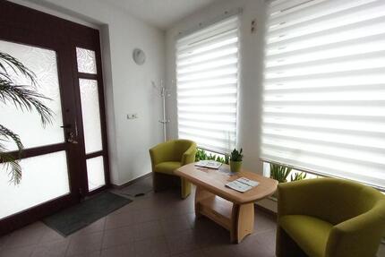 niedlicher Laden Büro im Zentrum von Crimmitschau mit 2 Räumen + Küche und Toilette, ab 01.11.2025 zimmer