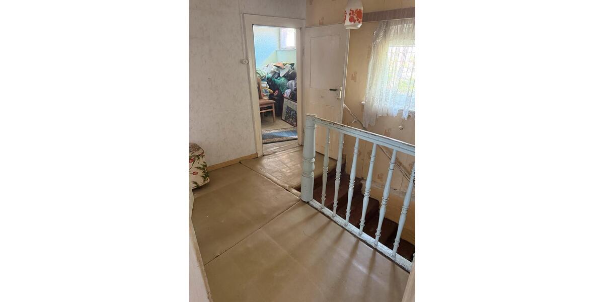 Reihenhaus Zeitz - 6 Zimmer, 175 m&sup2;, 49.000&euro; | Angebot:27021227