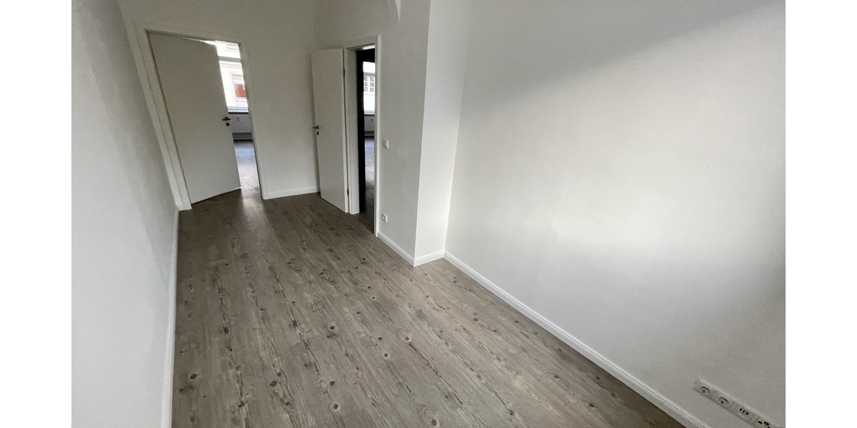 moderne 4 Raum Wohnung mit Balkon, Bad mit Wanne in Gera-Pforten! - Etagenwohnung Gera Pforten | Angebot:27265827