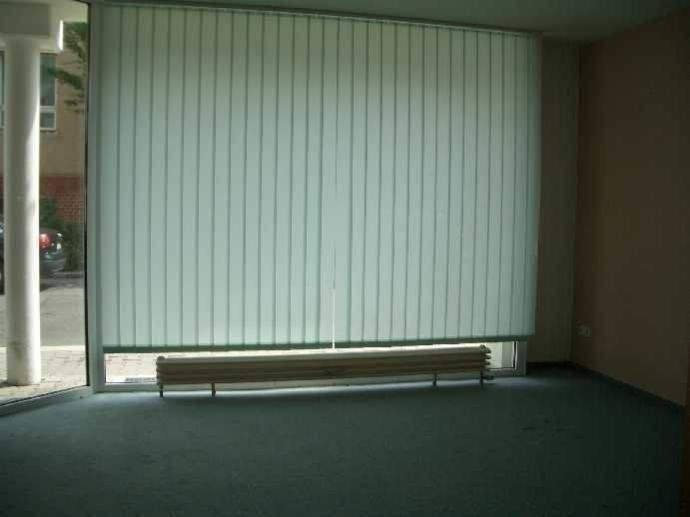 Kleine Gewerbeeinheit über 2 Etagen in Zeulenroda nach umfangreicher Sanierung zu vermieten 3 zimmer