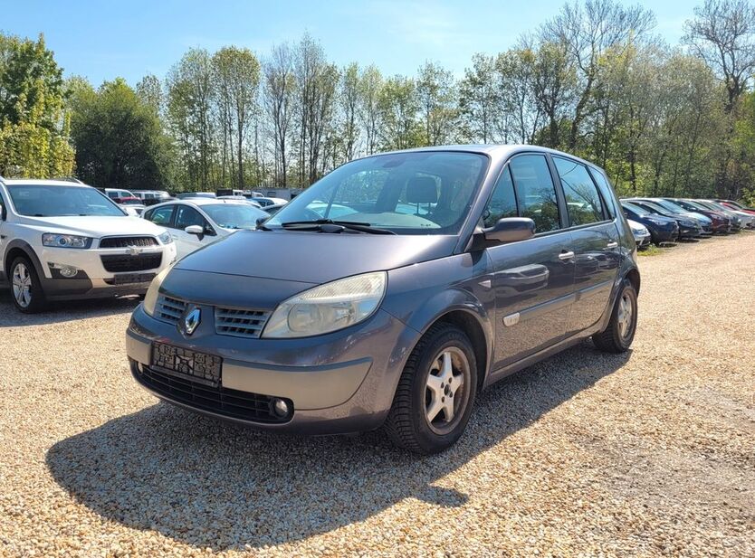 Renault Scenic 172.802 km 1.180 € Zwickau 08056