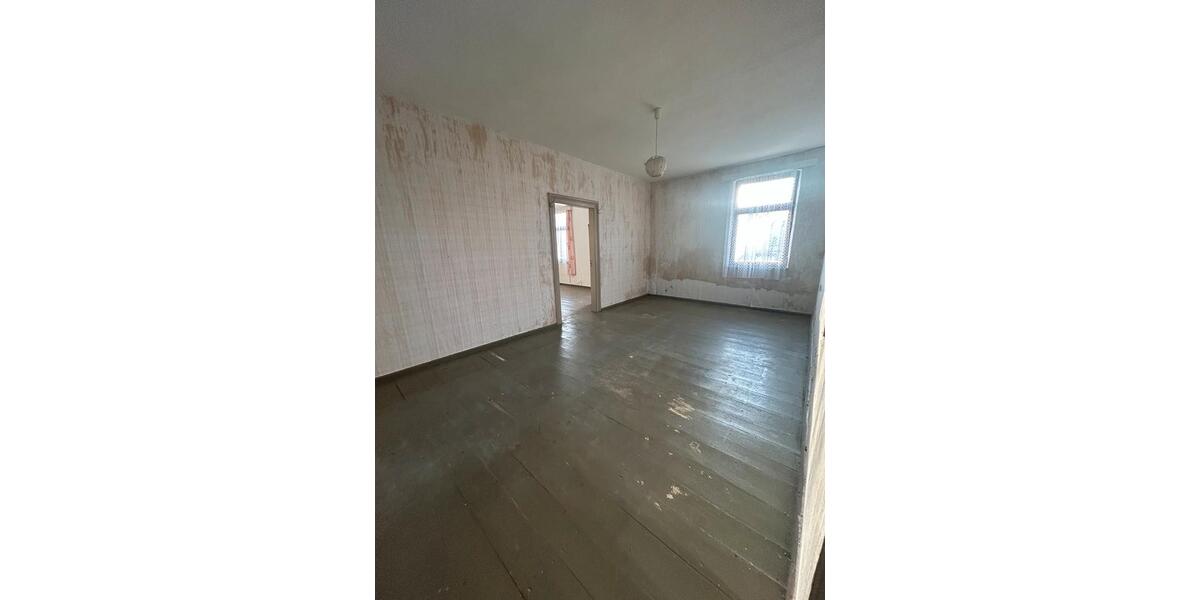 Bauernhaus, Landhaus Triptis - 14 Zimmer, 250 m&sup2;, 110.000&euro; | Angebot:22695556