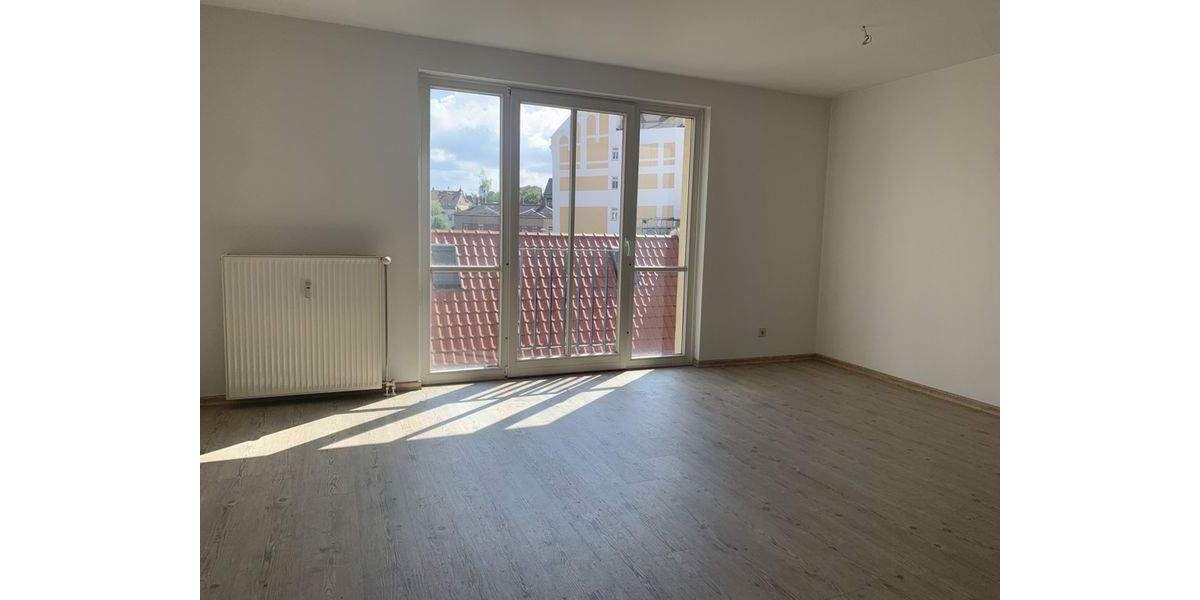 Etagenwohnung Altenburg Altenburg - 2 Zimmer, 60 m&sup2;, 399&euro; | Angebot:25799594