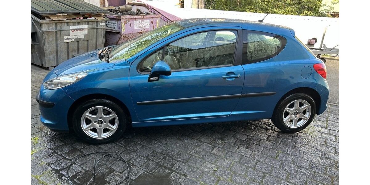 Peugeot 207 65.000 km 5.800 € Meerane 08393