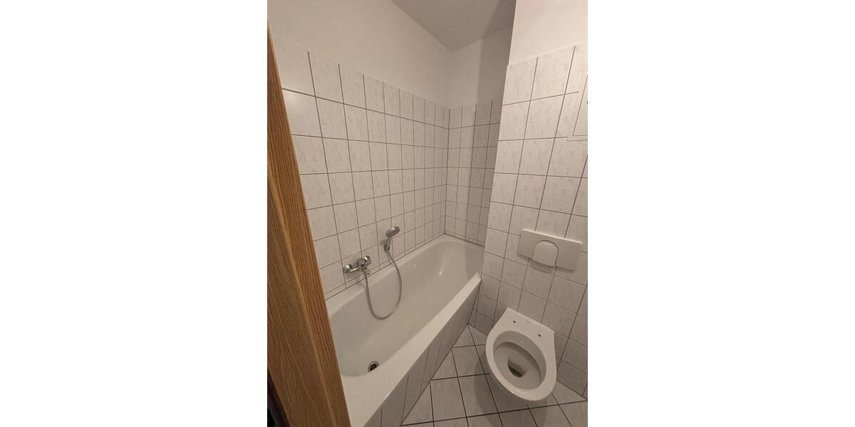 Kapitalanlage – sanierte und vermietete 2-Zimmer-Wohnung in Gera 2 zimmer