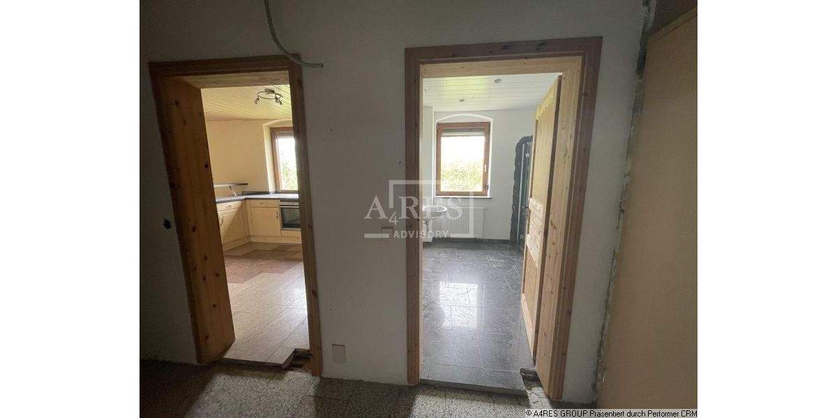 Mehrfamilienhaus, Wohnhaus Meerane - 1 Zimmer, 358 m&sup2;, 135.000&euro; | Angebot:25776423