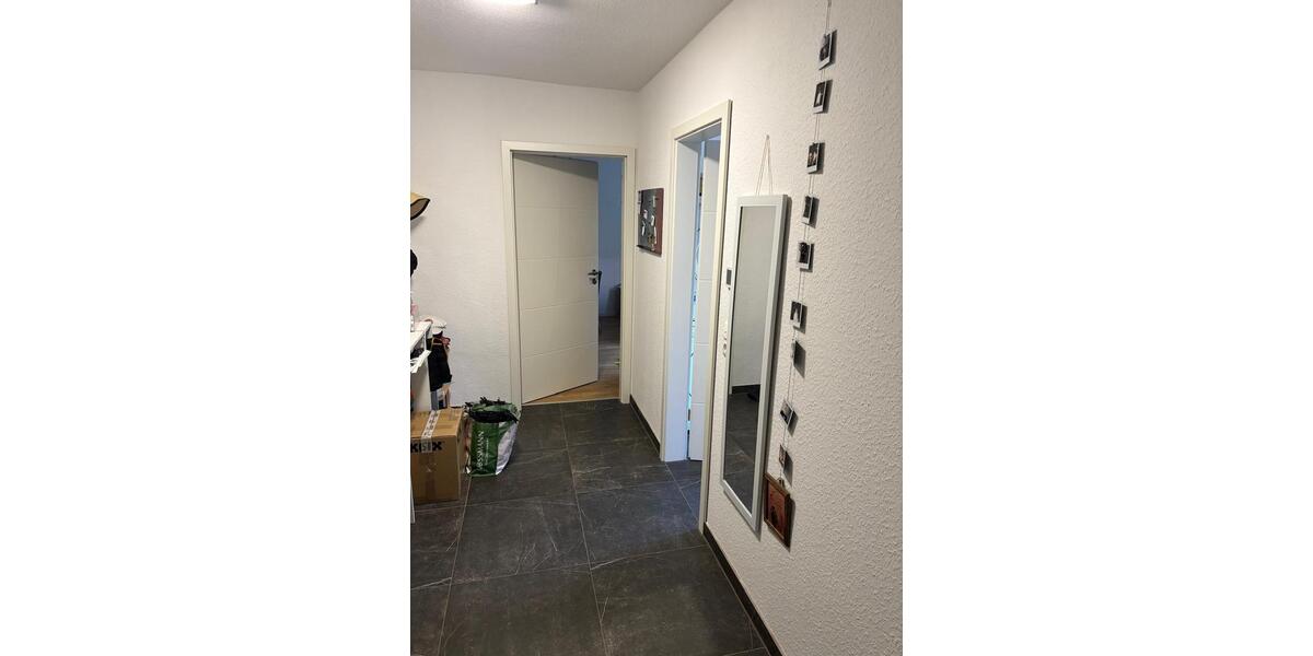 2-Zi-Dachgeschoß hochwertig renoviert und ausgestattet 2 zimmer