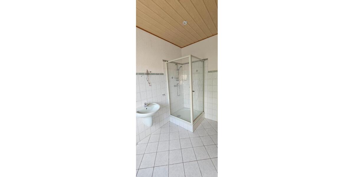 Erdgeschoßwohnung Elsteraue - 2.5 Zimmer, 73 m&sup2;, 44.900&euro; | Angebot:27143924