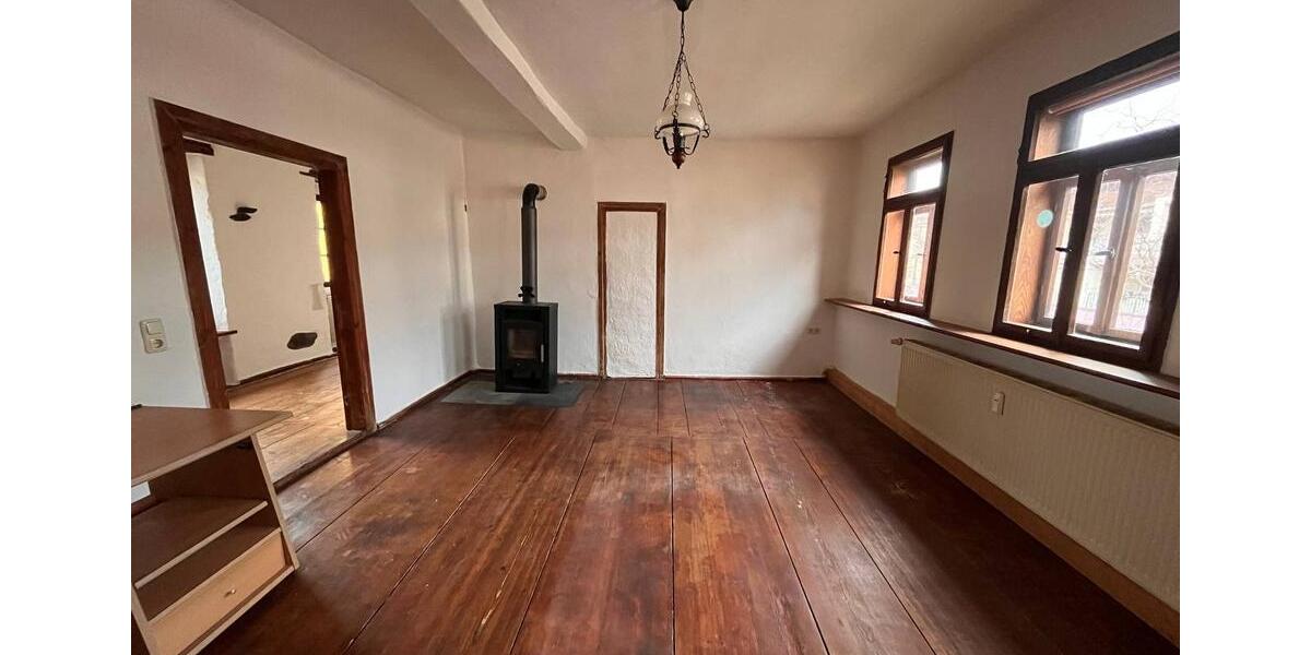 Etagenwohnung Neustadt an der Orla - 3 Zimmer, 70 m&sup2;, 450&euro; | Angebot:26398902