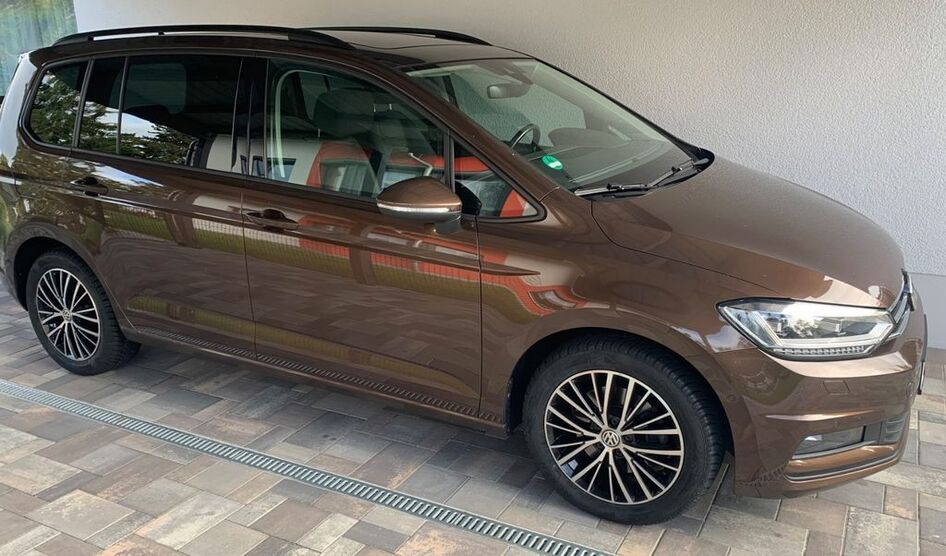 VW Touran 147.000 km 17.500 € Crimmitschau 08451